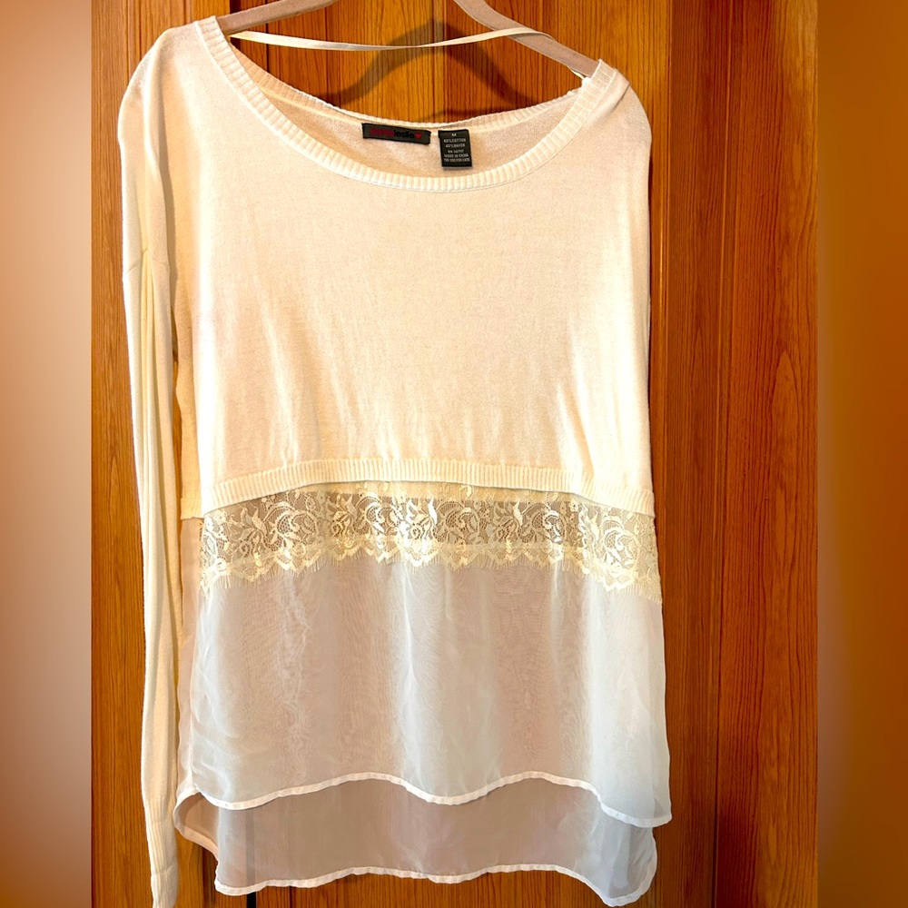 Joyce Leslie size medium, sheer, lightweight top